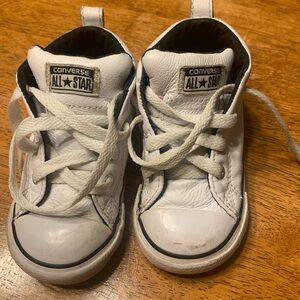 Converse shoes boys toddlers size 7 color white